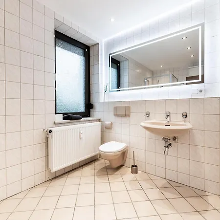 Apartment Monteurwohnung-dresden-klotzsche Ii *